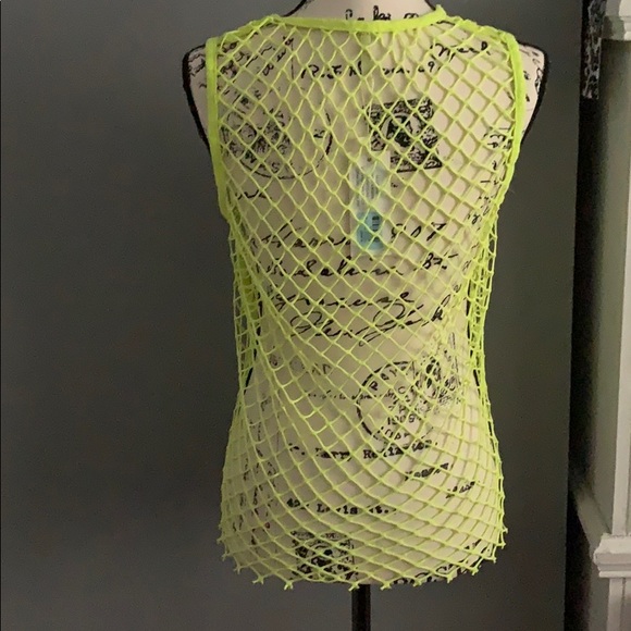 Emma & Sam Cover Up - Picture 2 of 3